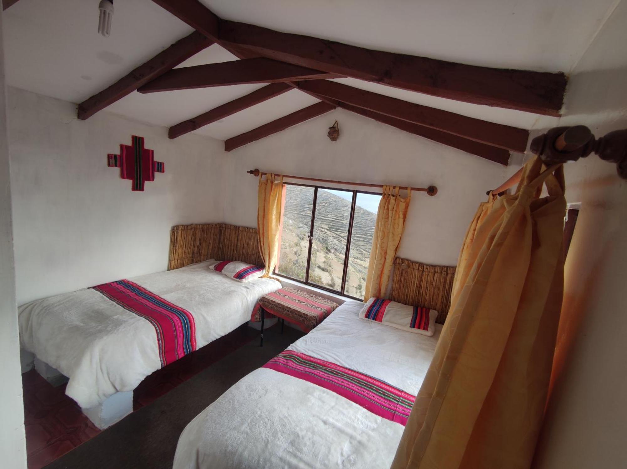 Inti Wasi Lodge Comunidad Yumani Exterior photo